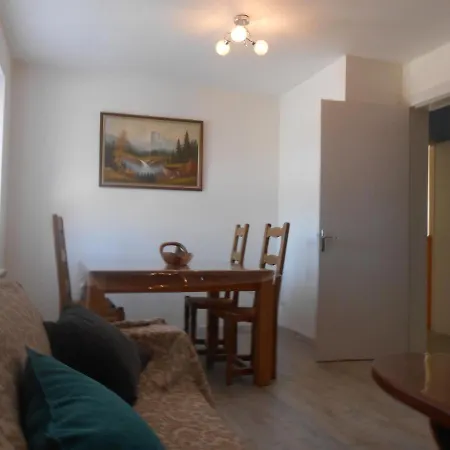 60m2 *